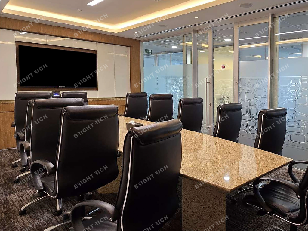 Servcorp Almas Tower - 3
