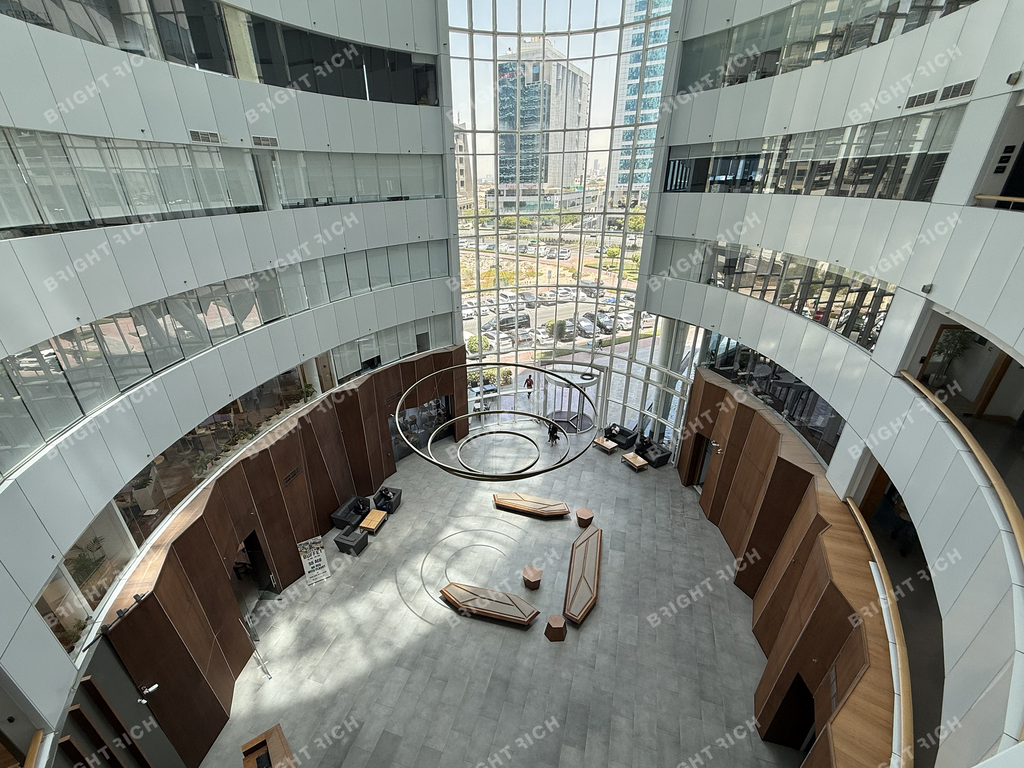 Cayan Business Center - 2