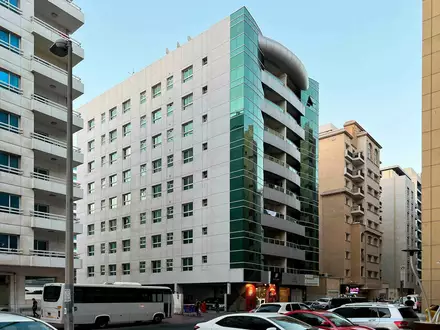 Al Bader Building в Абу-Даби - 0