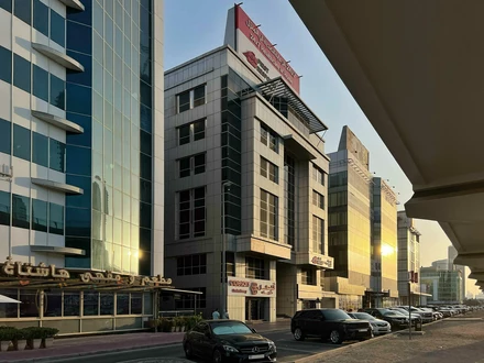 Al Zarouni Business Centre в Дубае - 0