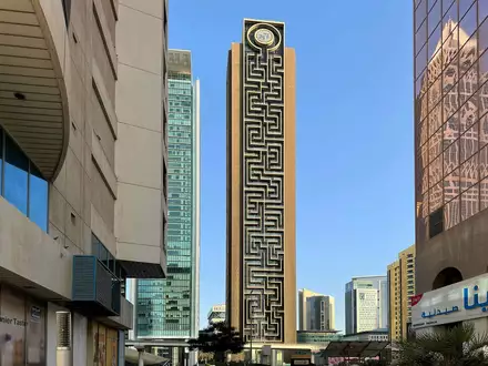Maze Tower in Dubai - 1