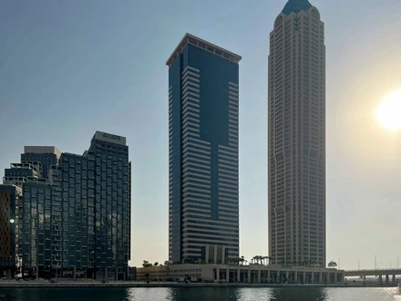 Churchill Executive Tower в Дубае - 1