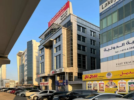 Al Zarouni Business Centre в Дубае - 1
