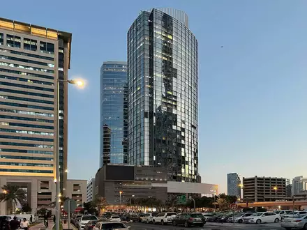 Media One Tower в Абу-Даби - 1