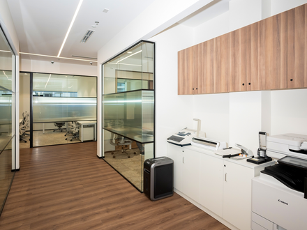 Сервисный офис 1323 sqft - 1