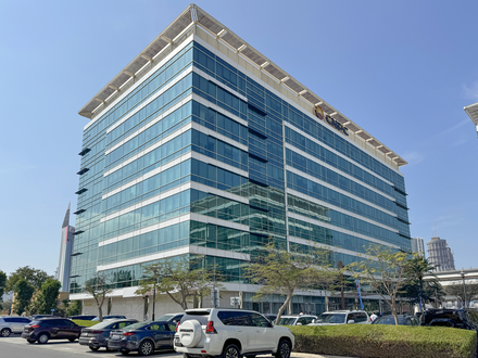 Бизнес-центр Emaar Business Park Building 1 в Дубае - 0