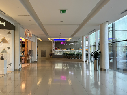Sunset Mall - 3