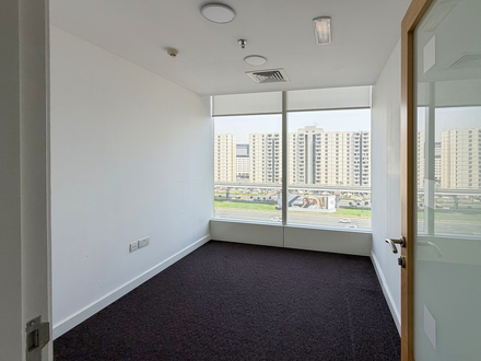 Офис 4nbsp232 sqft - 3