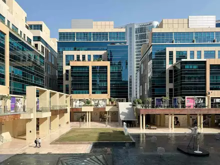 Bay Square Building 11 в Дубае - 2