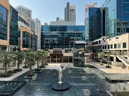 Bay Square Building 4 в Дубае - 2