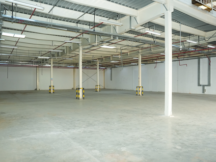 Складской комплекс 12nbsp6592 sqft - 2