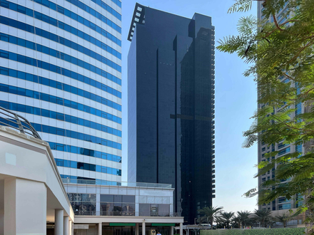 Jumeirah Business Center 4 in Dubai - 2