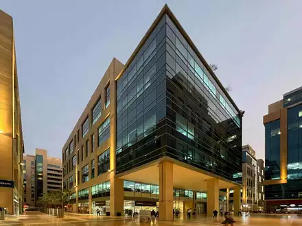 Bay Square Building 7 в Абу-Даби - 3