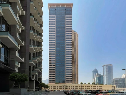 Churchill Executive Tower в Дубае - 3