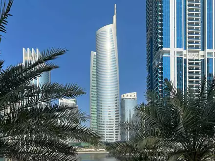 Almas Tower в Дубае - 3