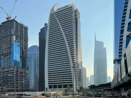 Jumeirah Bay X3 in Dubai - 3