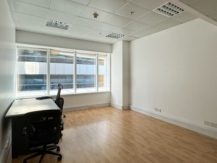 Офис 1nbsp332 sqft - 2