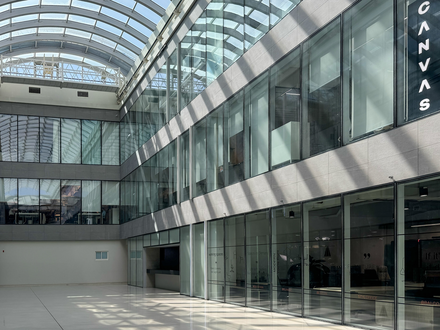 Kia Flagship Building in Dubai - 1