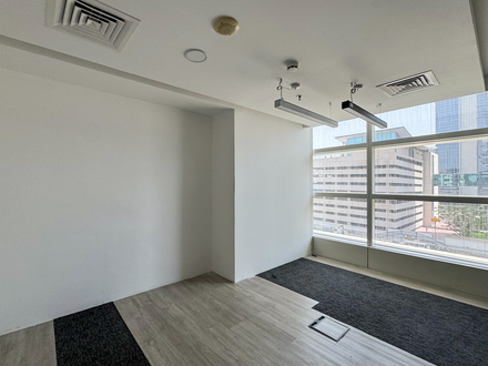 Офис 820 sqft - 2