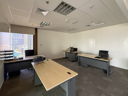 Офис 1nbsp266 sqft - 2