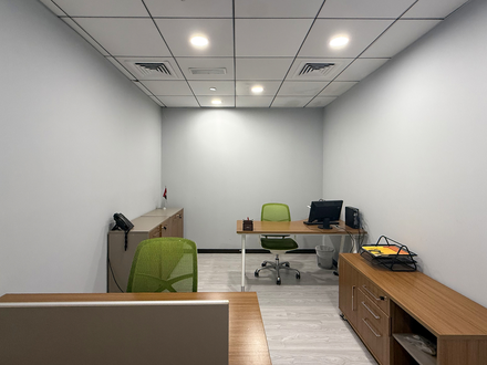 Сервисный офис 180 sqft - 2