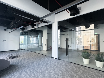Офис 3nbsp9884 sqft - 5