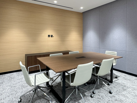 Офис 2nbsp724 sqft - 2