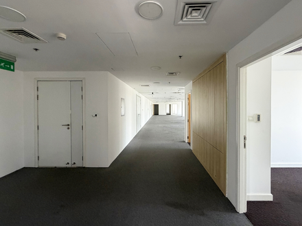 Офис 4nbsp232 sqft - 5