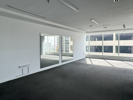 Офис 1nbsp205 sqft - 3