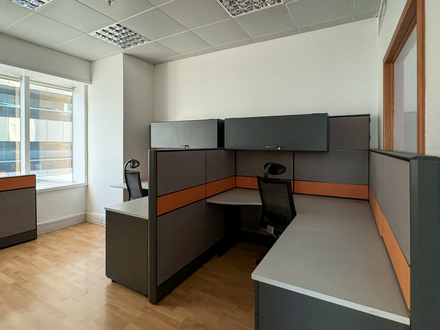 Офис 1nbsp332 sqft - 4