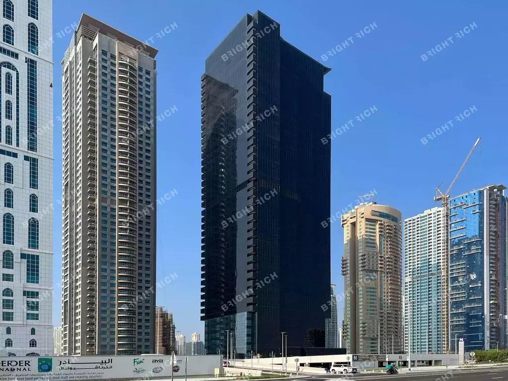 Jumeirah Business Center 4 in Dubai