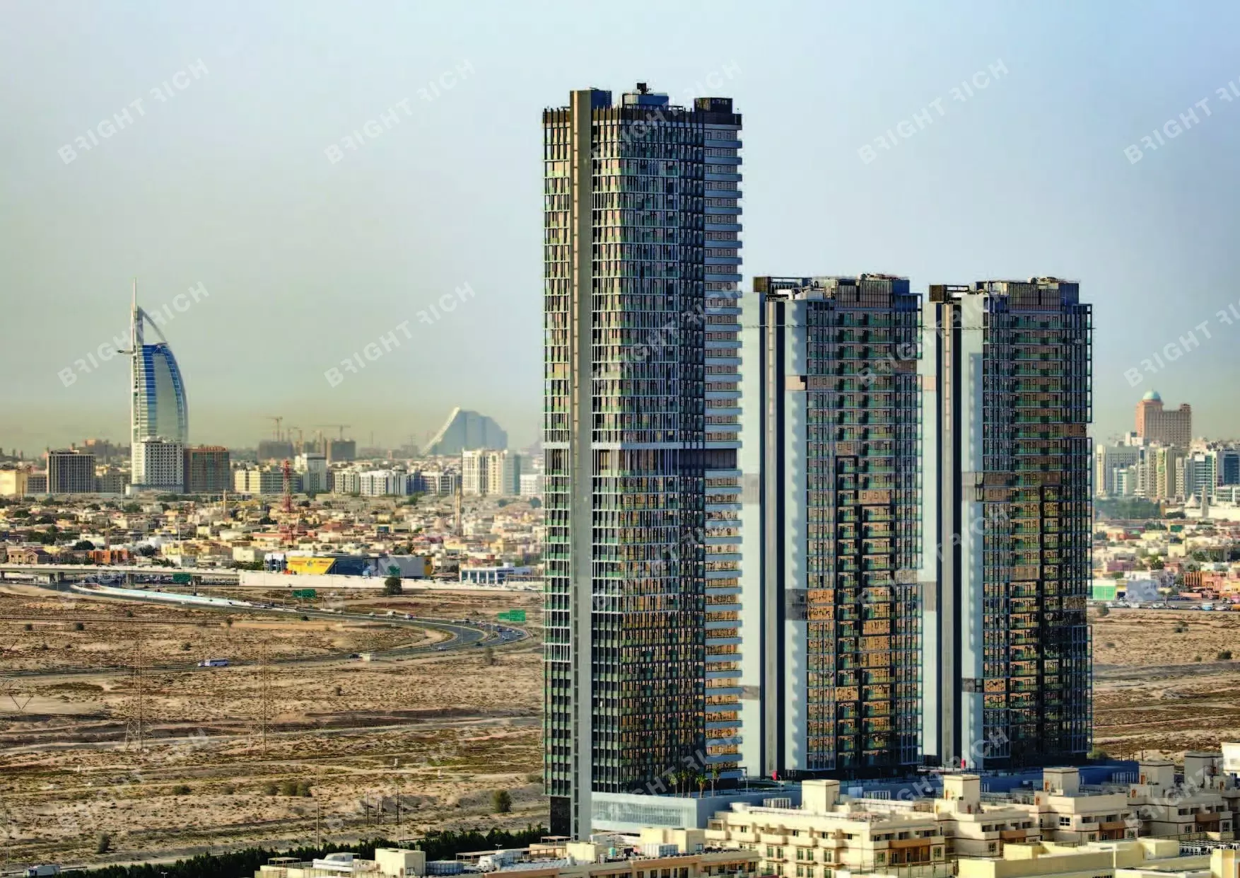 Bloom Towers, апарт-комплекс в Дубае
