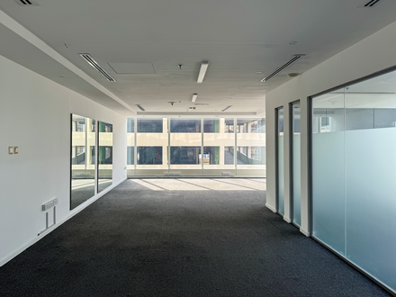 Офис 1nbsp205 sqft - 0