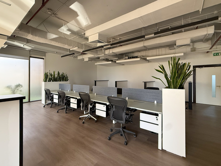 Офис 1nbsp447 sqft - 0