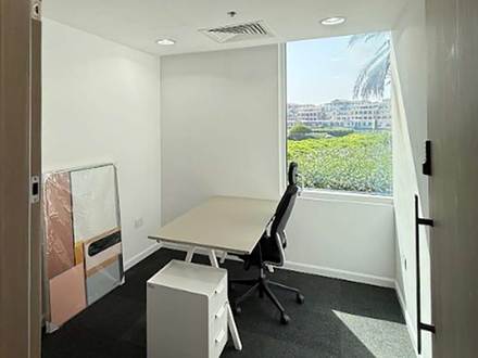 Сервисный офис 98 sqft