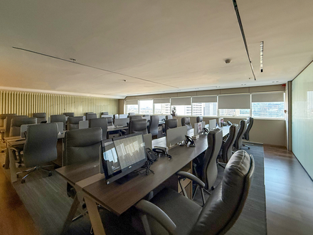 Офис 2nbsp981 sqft - 0
