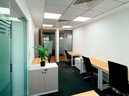 Сервисный офис 248 sqft