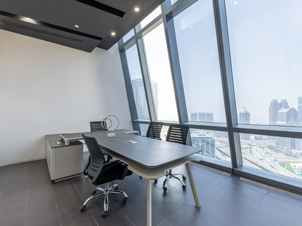 Сервисный офис 2476 sqft - 0