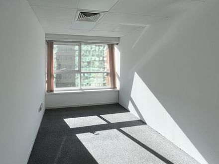 Офис 375 sqft - 3