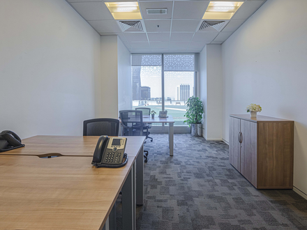 Сервисный офис 2036 sqft - 0