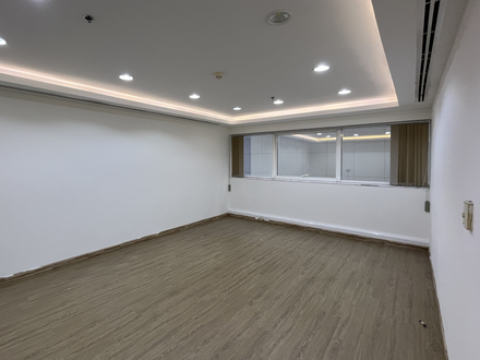 Офис 888 sqft - 4